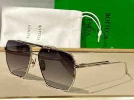 Picture of Bottega Veneta Sunglasses _SKUfw43944009fw